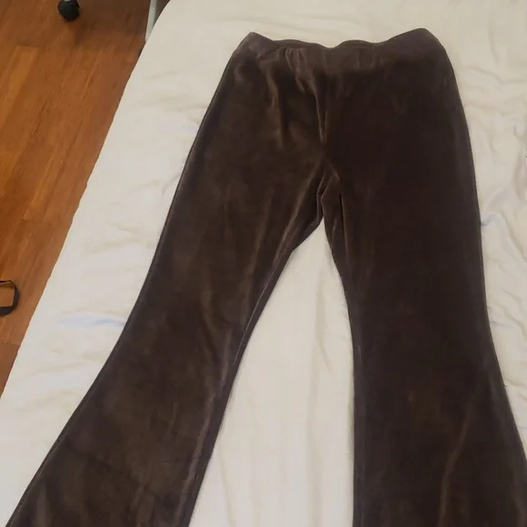 Soft pants - Picture 2 of 3